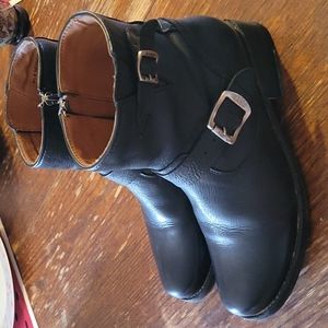 Black leather FRYE Boots. Size 9 1/2B.